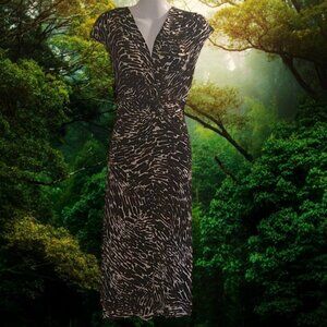 Jones Wear Animal Print Belt Loop Knott V Neckline Super Sexy Dress Size 12